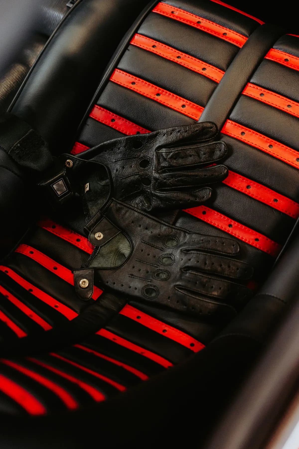 Chitral Driving Gloves